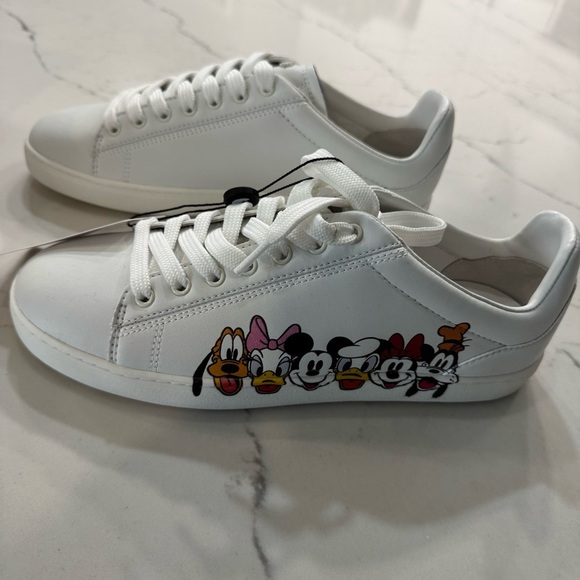 disney X stuart weitzman Livvy white sneaker US 7.5 - Picture 1 of 11